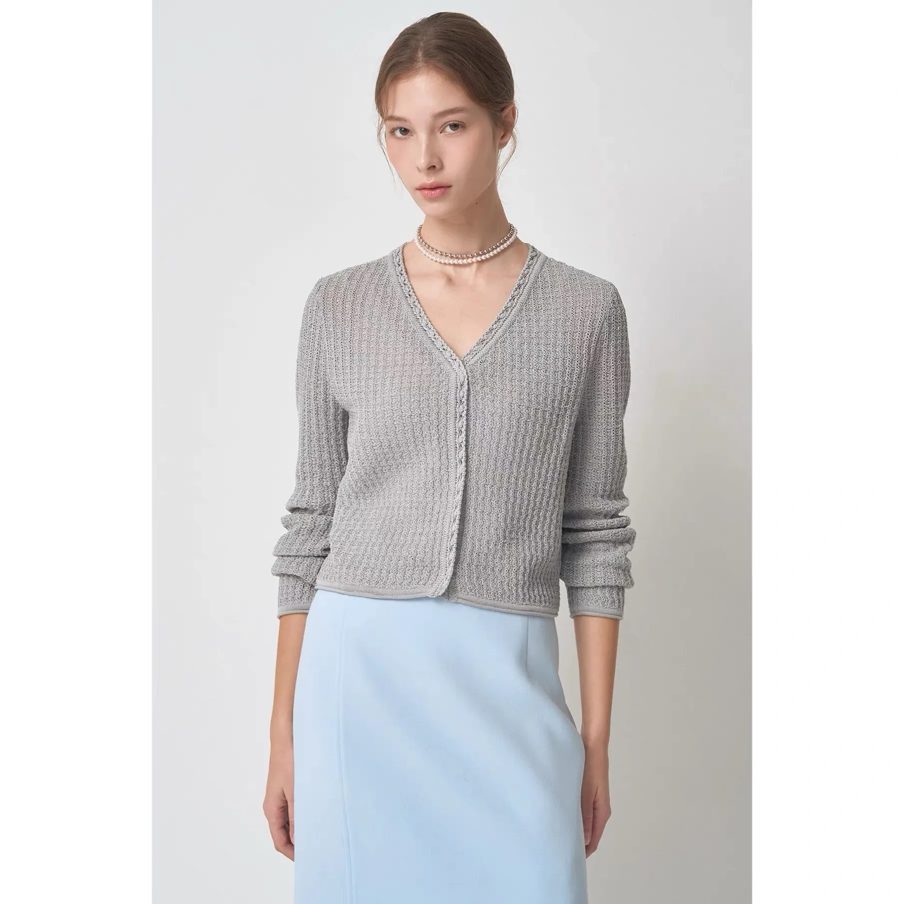 

NingYao MIN26 Spring Elegance V-neck Splice Pleated Slimming Top Coat Straight-cut Long Sleeve Short Length Button Detail