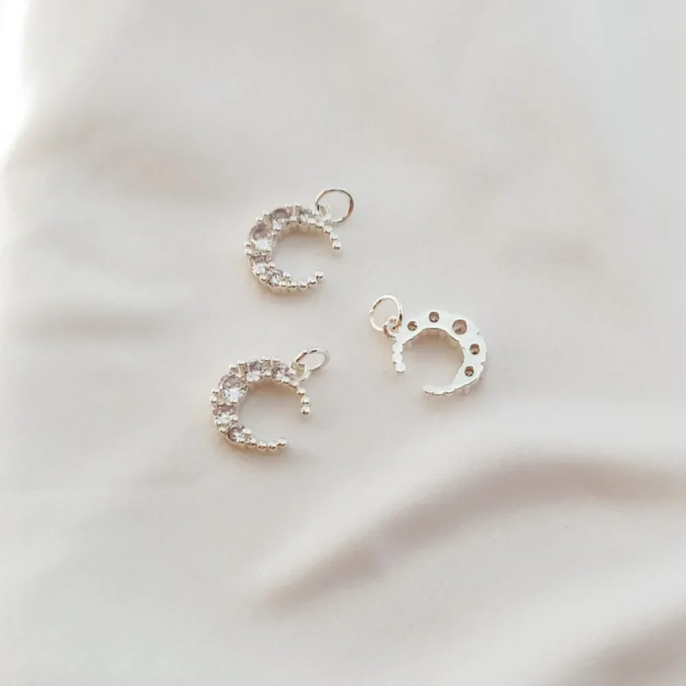 

Silver Accessory Set with Zircon Moon Pendant Bracelet, Necklace Pendant, Outer Diameter 12mm, Material for Jewelry Accessories