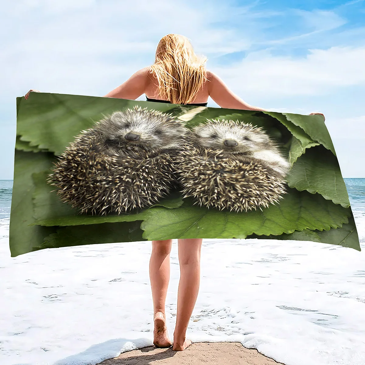 Quick Dry Towel Hedgehog Beach Towel Microfiber Quick Dry Sand Free Towel Travel Beach Towels Lightweight Beach Towel Pool Towel