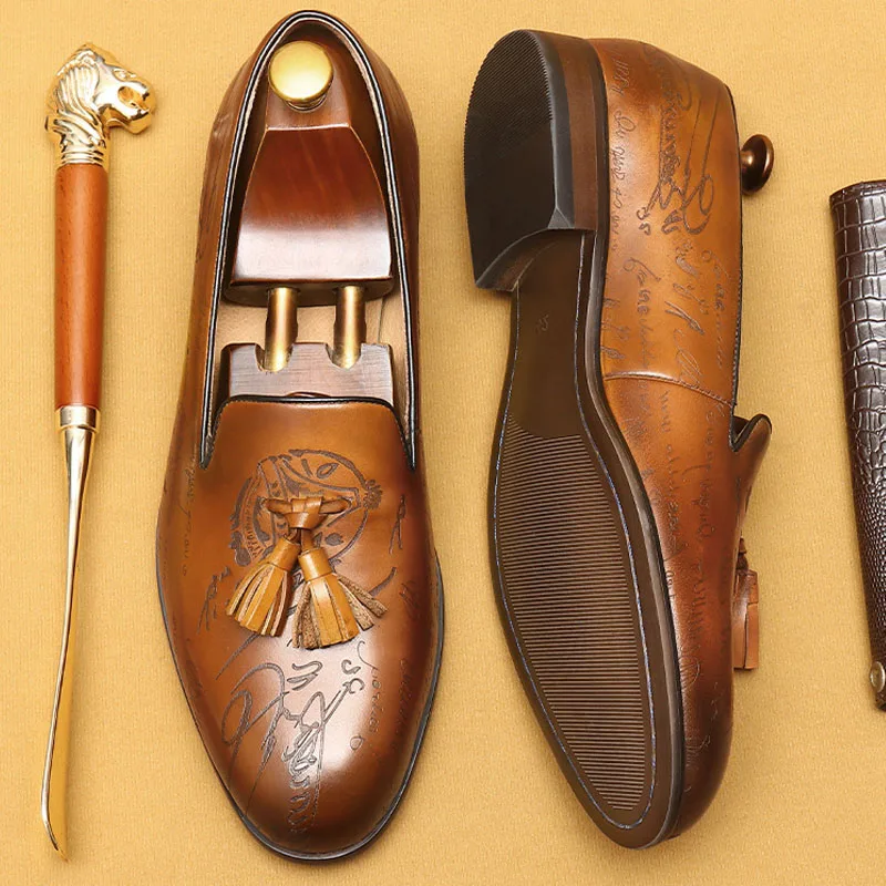 

Luxury Mens Tassel Loafer Genuine Leather Dress Shoes Engraving Casual Business Slip-On Wedding Party Oxford Shoes For Men