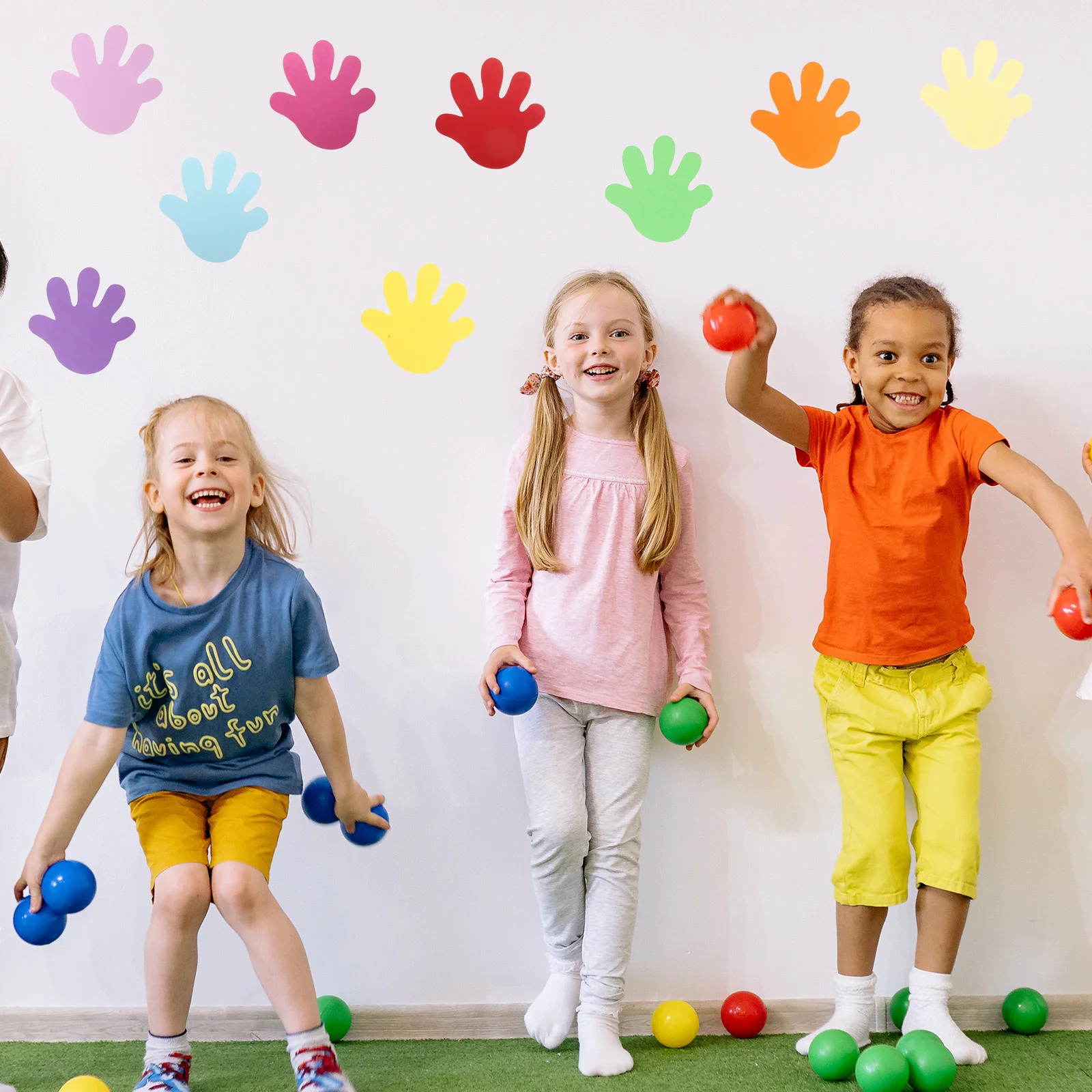 

50pcs Palm Shaped Colored Paper Decorations 10cm DIY Craft Cutouts Wall Art Nursery Classroom Decor Cartoon Shape Colorful