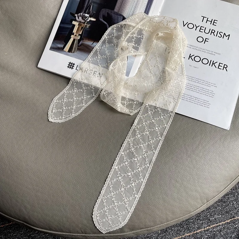 Han Fansen Bufanda de seda de encaje Diadema para mujer Streamer versátil Ins Pañuelo para la cabeza de moda Flor hueca decorativa