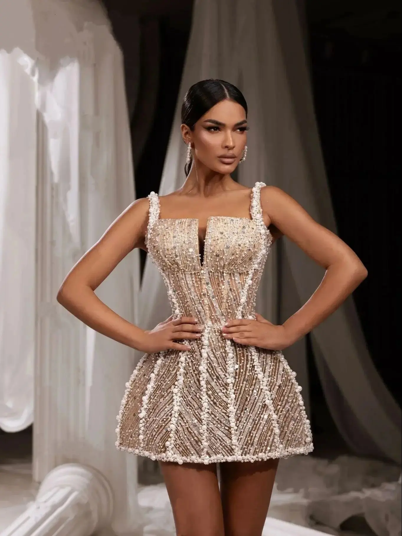 Einfache Abendkleider mit Perlen und Pailletten, Ballkleid mit Spaghettiträgern, ärmellos, kurze Partykleider, maßgeschneiderte Vestidos De Noche