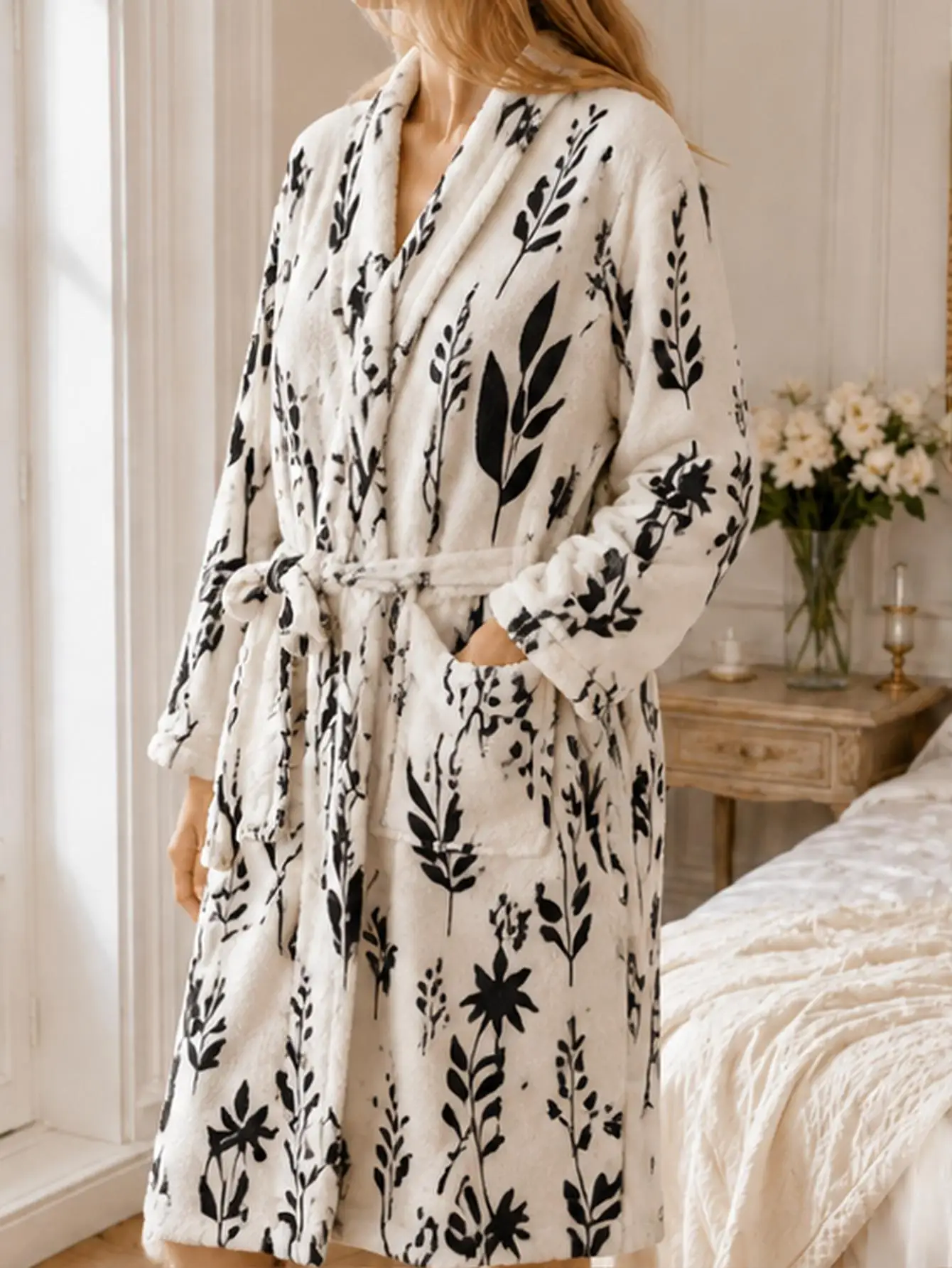 Women Plus Size Black Leaf Botanical Print Coral Fleece Robe Long Sleeve Belted Warm Bathrobe With Pockets Nightgown