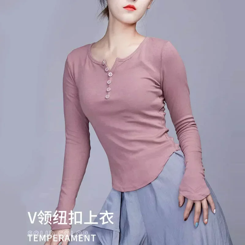 เสื้อผ้าเต้นรําสมัยใหม่พลิกคอวีสลิมฟิตแขนยาวด้านบนจีนเต้นรําพื้นบ้านคลาสสิกเต้นรําร่างกายการฝึกอบรมเสื้อผ้าฤดูใบไม้ผลิและ