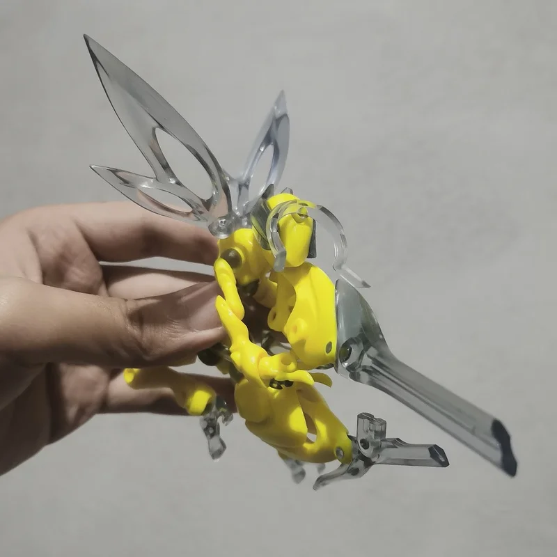 In-Stock Japanese So-Ta "Bee Void" Articulated Assembled Animal Mecha Toys / Mini Figurines (Blind Box & Gashapon)