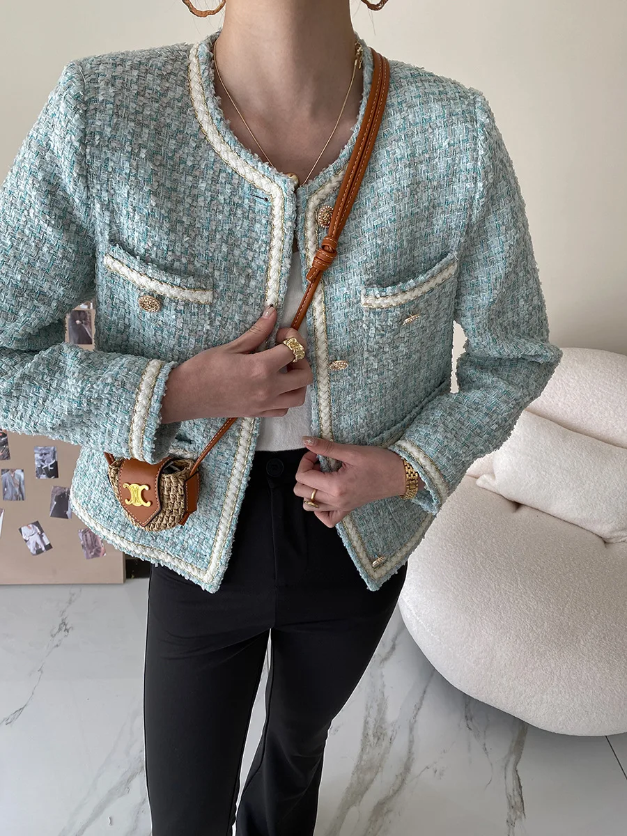 

Spring and Autumn Women's Casual Solid Color Round Neck Long Sleeve Pocket Decorative Short Jacket