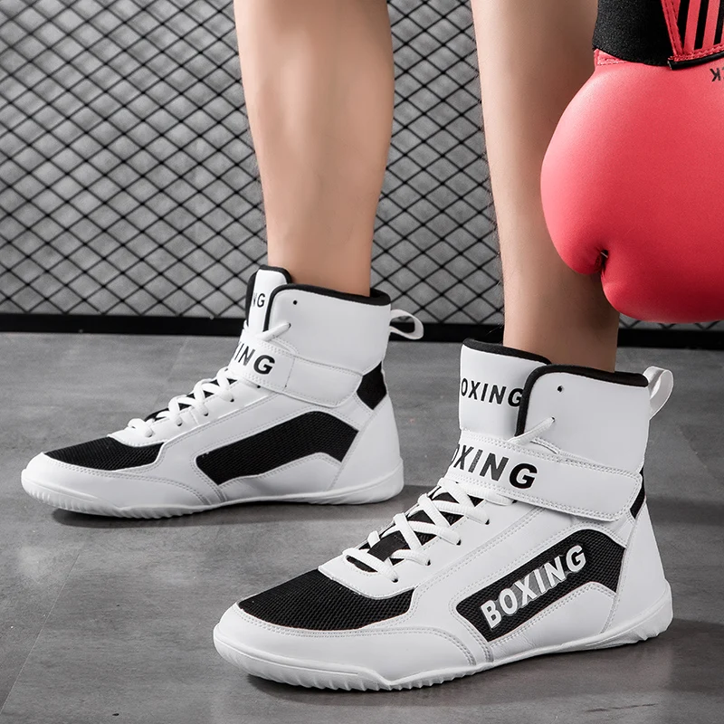 High Quality Professional Boxing Boots Men Hook&Loop Design Men Wrestling Shoes Anti-slip Wear-resistant Men Black Boxing Shoes