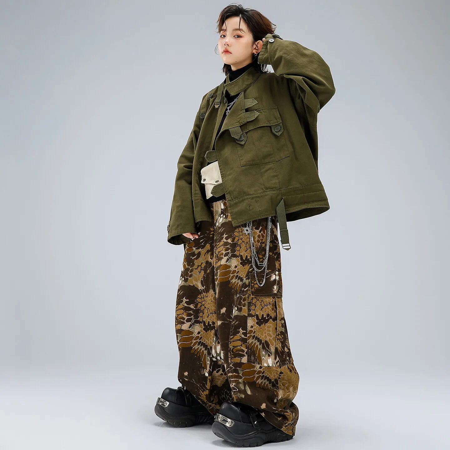Kid Kpop Hip Hop Clothing Army Green Strap Cargo Jacket Top Snake Pattern Cargo Pants for Girl Boy Street Dance Costume Clothes view 3