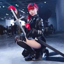 Game Cosplay Anime Yoshizawa Kasumi Cosplay Sword Eye Masks Halloween Party Accessories for Women Wigs Red Long Synthetic Hair