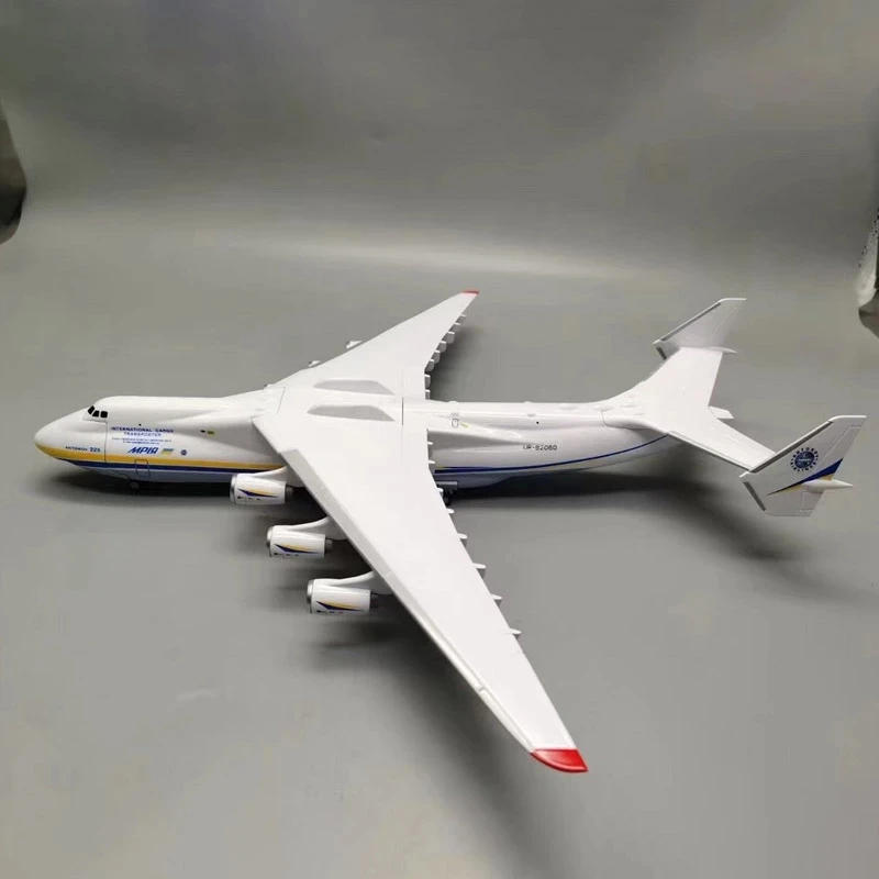 Antonov AN-225 Transport Aircraft 1/200 Scale 42cm Simulation Aircraft Model Souvenir Ornament Toy Display Collection Ornament