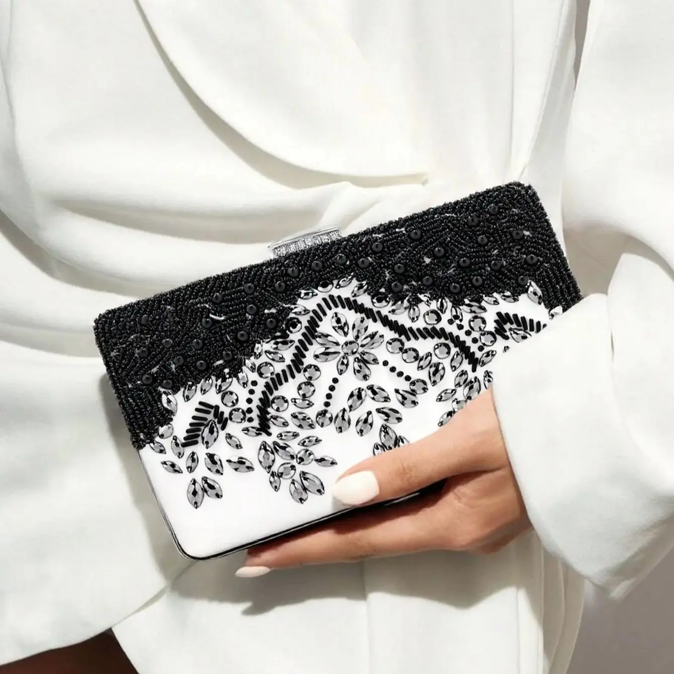

Модные вечерние сумки из искусственной кожи с бисером, черный цвет, вечерние маленькие дневные клатчи, односторонние свадебные сумки с жемчужной вышивкой, кошелек