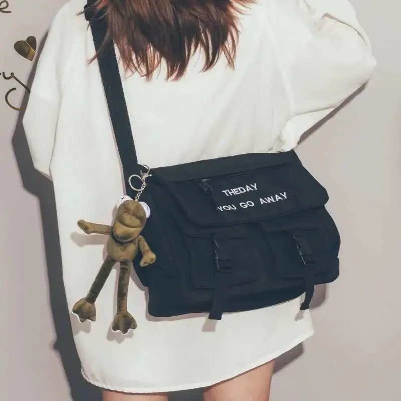 Fashion Women Casual Shoulder Bags Large Capacity Girl Schoolbag Simple Harajuku Lady Crossbody Bag Men Fashion Satchel for Mens