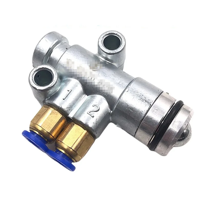 For SHACMAN 81.52170.6156 Two Position Three Way Pressure Valve Heavy Duty F3000 X3000 Clutch Control Valve Truck Parts