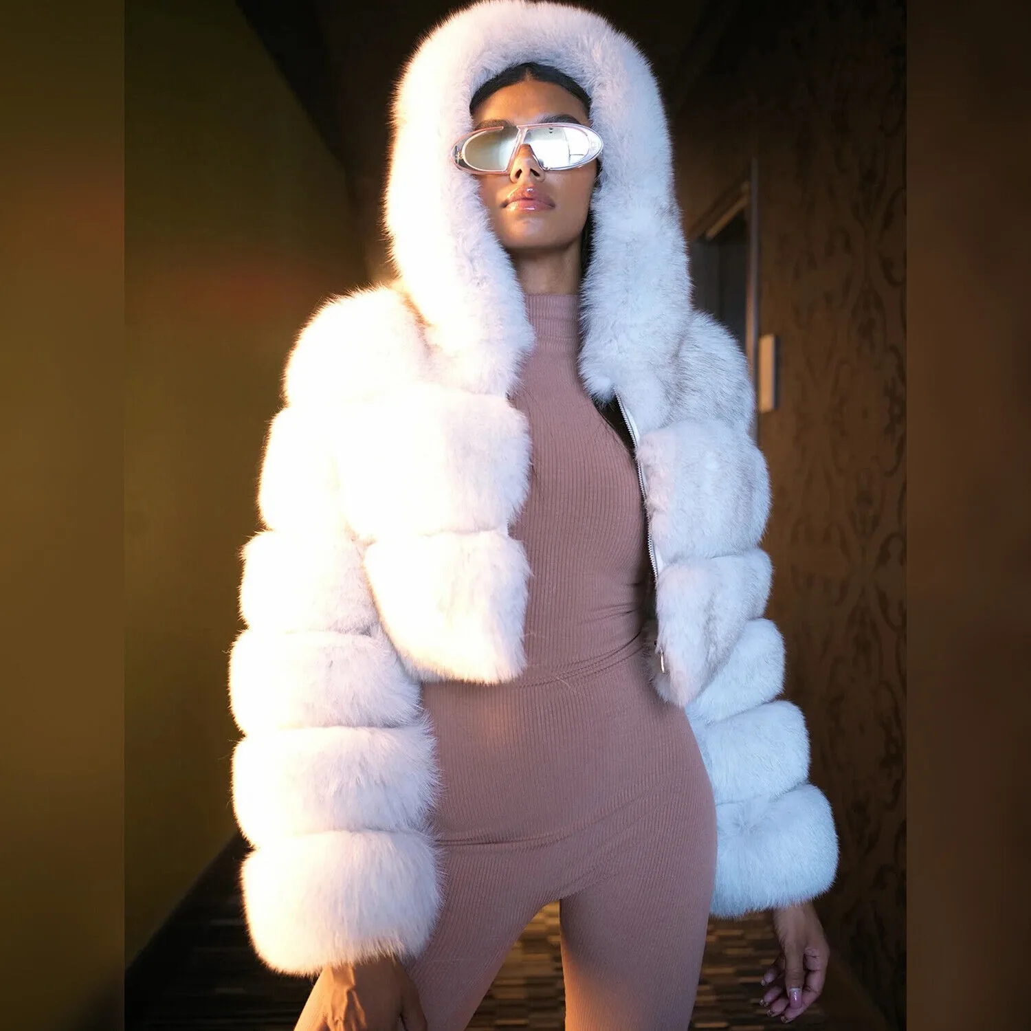 

Fashion Fox Fur Coat Hooded Cold Winter Thick Real Animal Fur Jacket Clothing Women Raccoon Leather Outerwear Luxury Overcoat