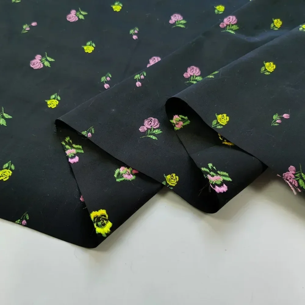 

Окрашенная в пряжу жаккардовая парча, европейский бренд, модный дизайн, весенне-летнее платье, ветровка, одежда для шитья на метр