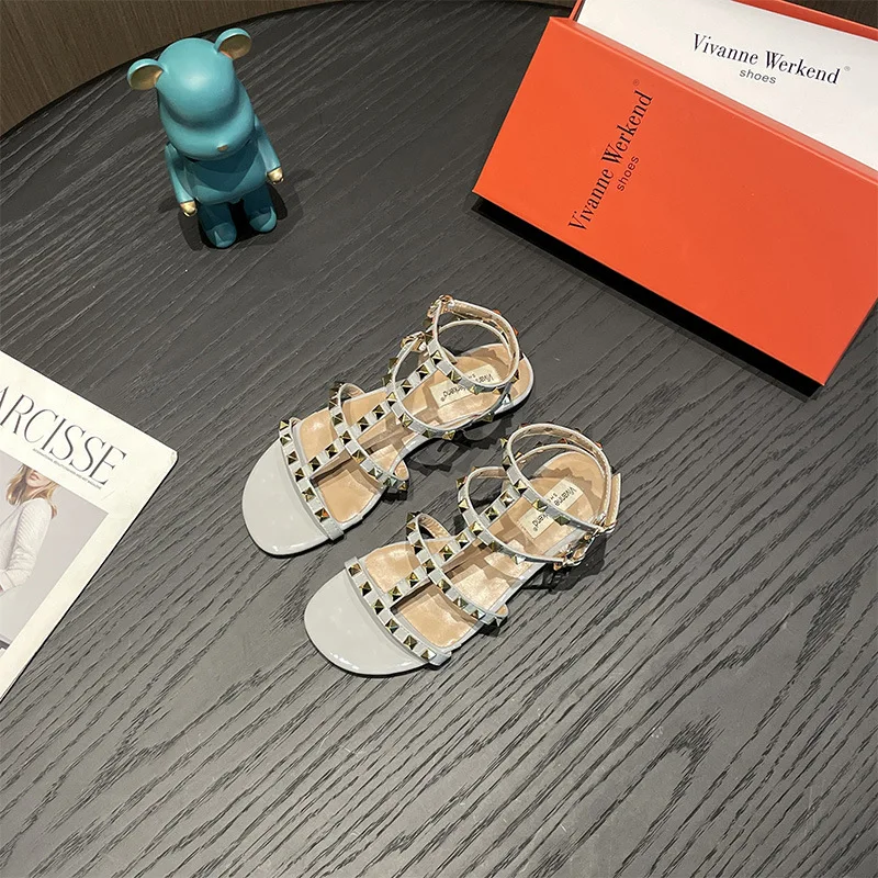 Qunq Summer Girls Lovely Roman Sandal Rivet scarpe da principessa con tacco alto traspirante sfilata di moda Casual scarpe per bambini sandali