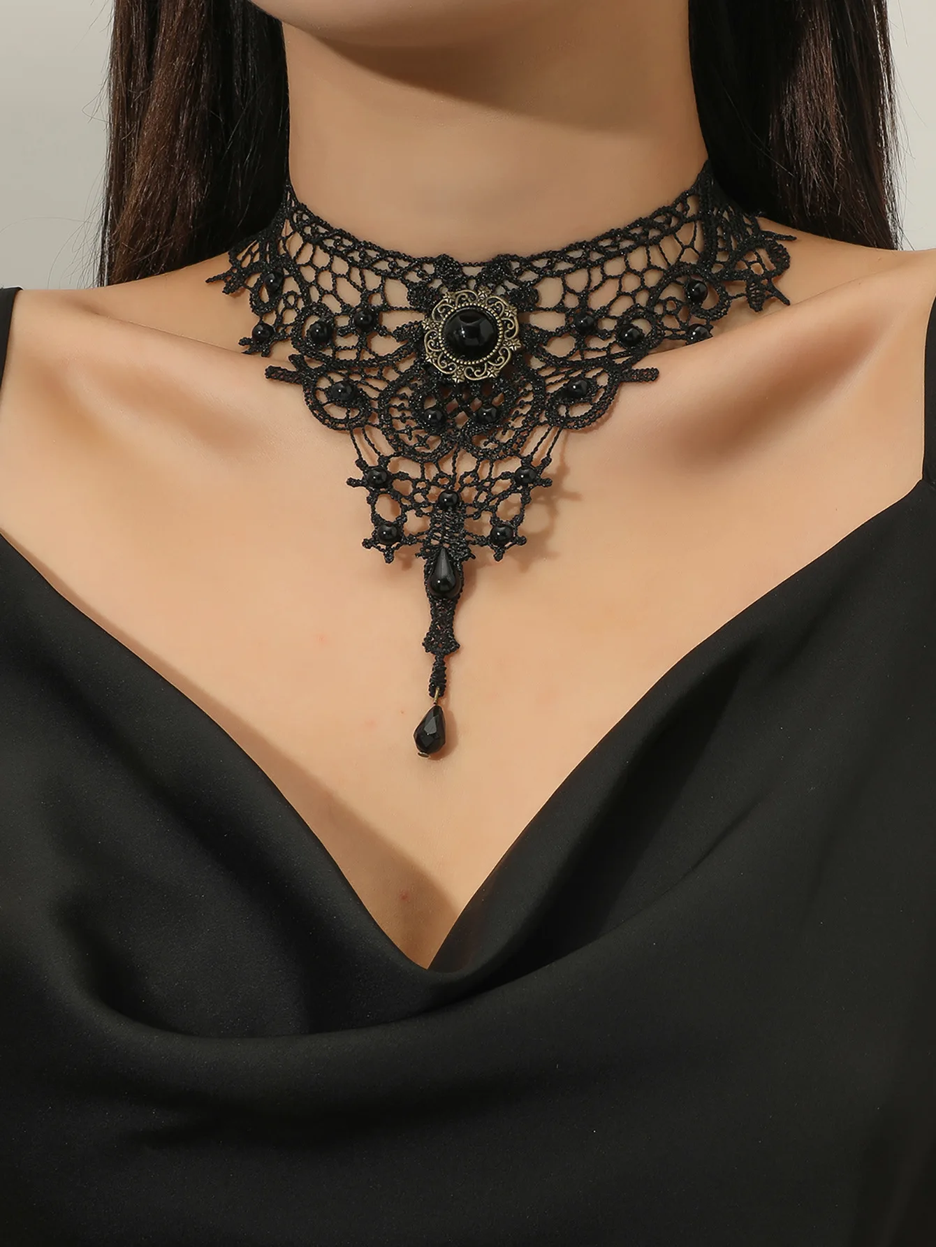 Lace Ladies Necklace Women\'s New Simple Exaggerated Black Clavicle Chain Collar Jewelry