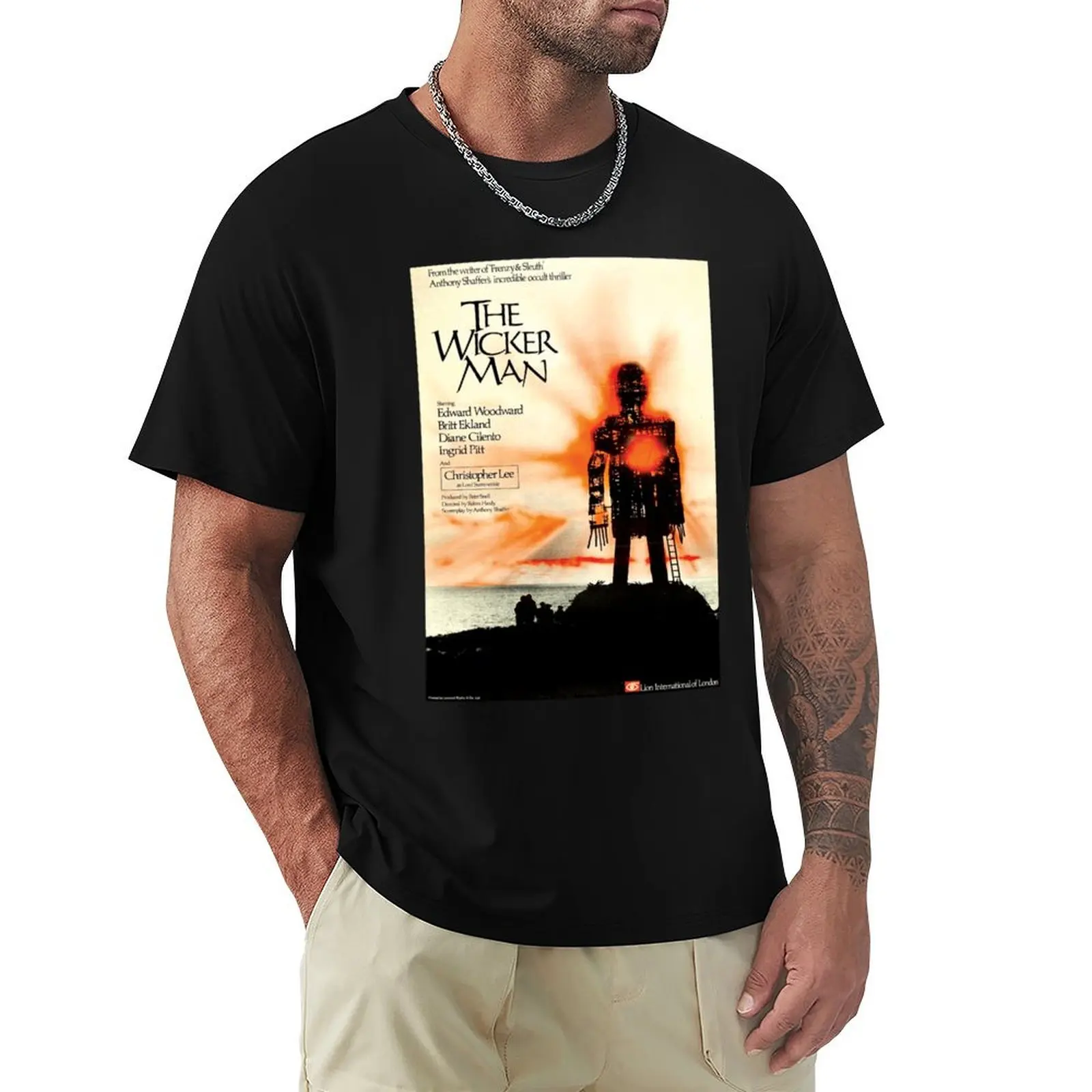 

UK The Wicker Man Film Poster Classic T-Shirt Plus Size Short Sleeve T-Shirt