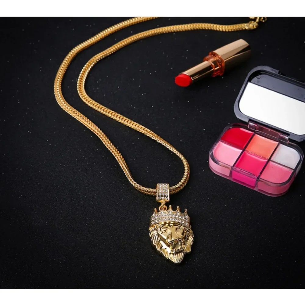 European and American Trendy Men's New Lion Head Party and Banquet Fashionable Pendant Crown Valentine's Day Lion Head Necklace view 2