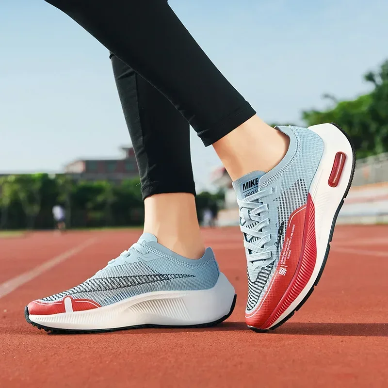 Tênis de maratona antiderrapante para senhoras, sapatos de fitness confortáveis, tênis de corrida unissex, respirável, tamanho grande 36-46, alta qualidade, novo, 2023