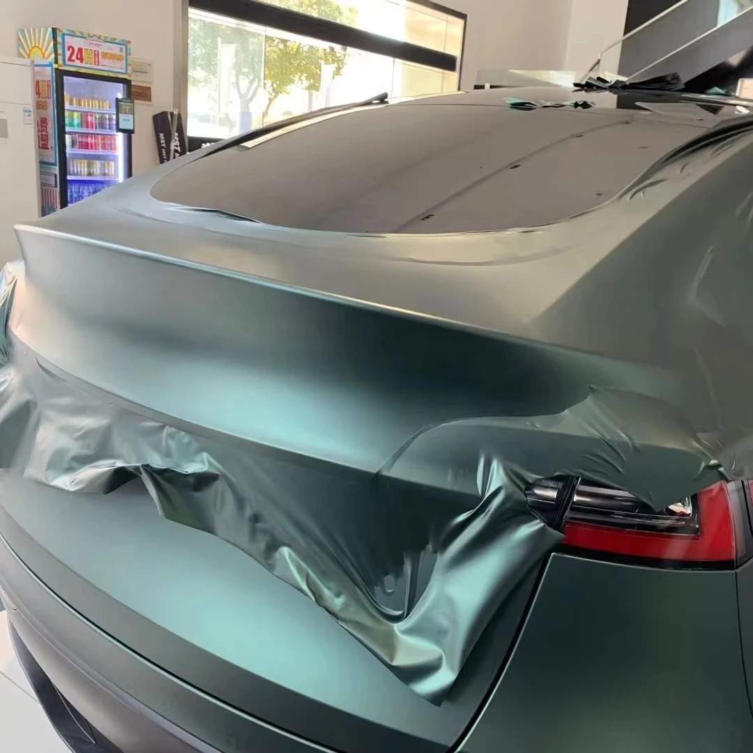 Fabrikantlevering Hoogwaardige PVC supermatte donkergroene vinylfilm voor carrosserieverpakking met zelfklevende functie