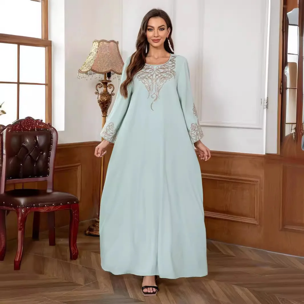 

Sw036 Women's Robe Dress With Simple Embroidery Hijabs 2026 Muslim Long Dress Robe Abaya Ramadan Dubai Luxury Islam Elegant