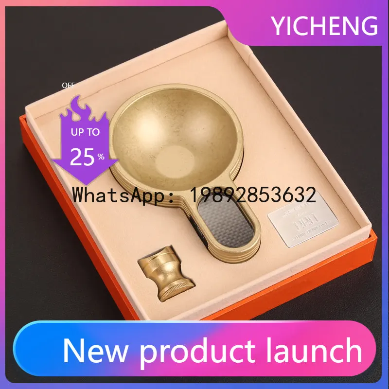 

Zinc alloy smoke extinguisher for retro cigar ashtray with pure copper cigarette holder hole opener