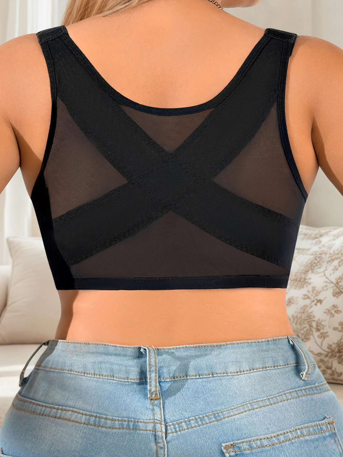 Thumbnail 2 - #75 Full Coverage Minimizer Bras Comparison Guide