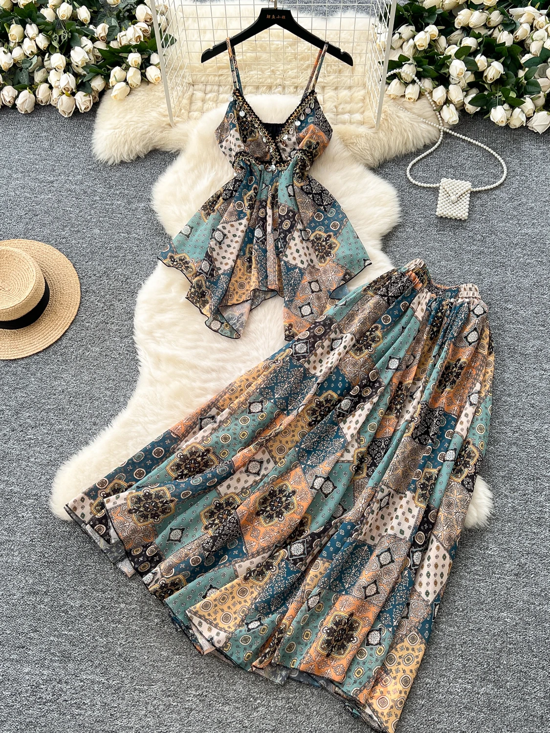 

n Holiday Set Women's Vintage Waist-Cinching Strap Floral Vest High Waist Skirt Faionable Summer Outfit