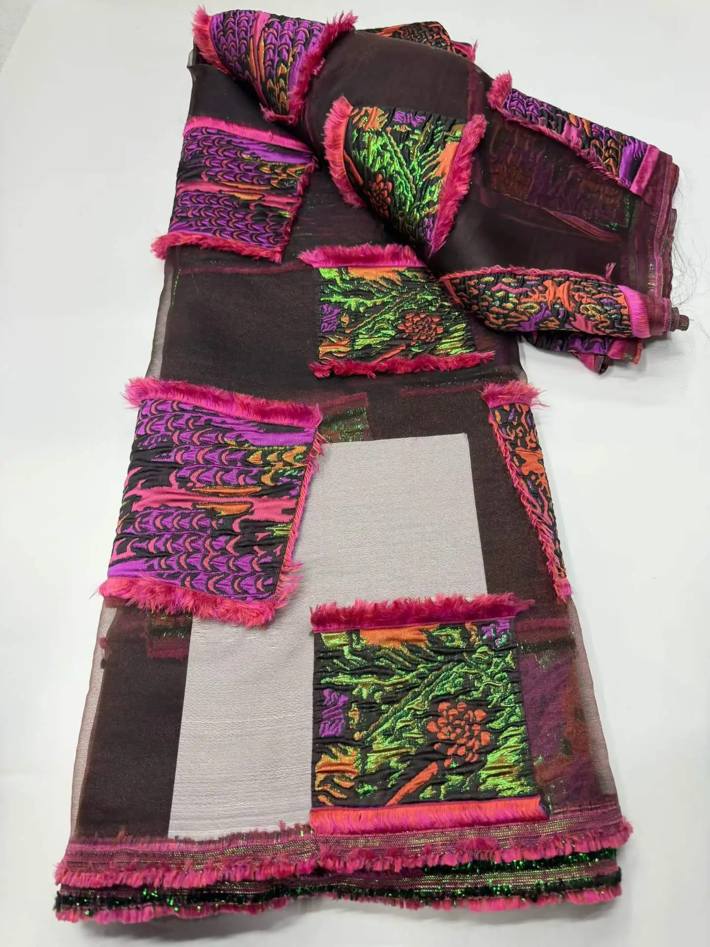 

Жаккардовое кружевное полотно, ткань брокад для пошива выпускных платьев, пышных юбок, костюмов CW1-51151