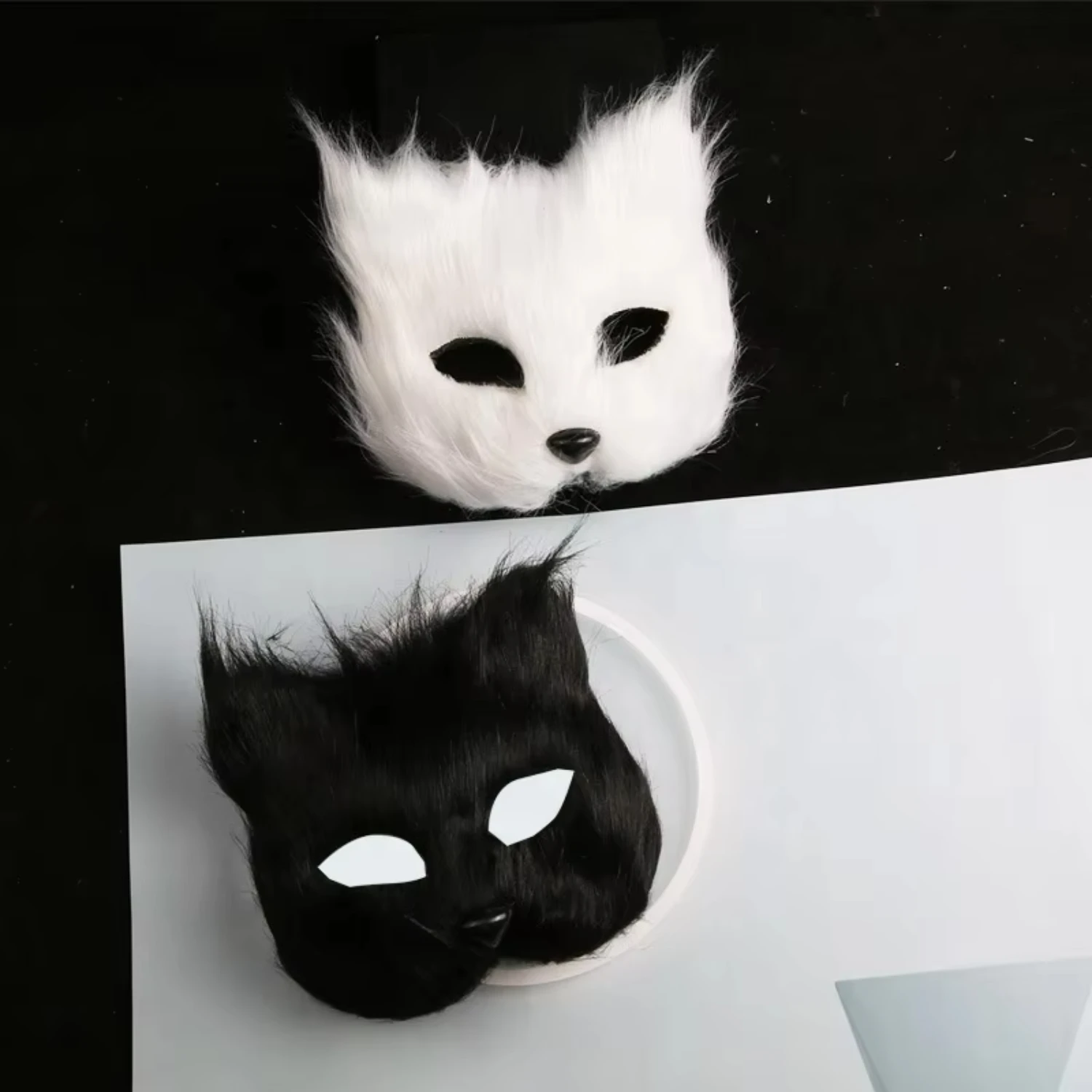 2024  New Arrival  Long Hair Half Face Mask Halloween Costume  Props Small  Mask Festival Decorations