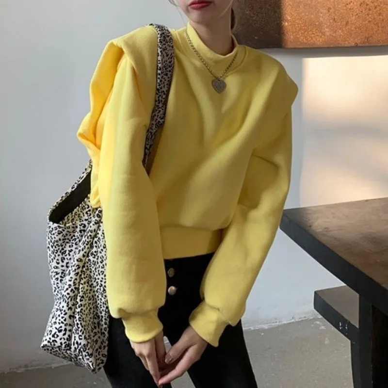 

New Spring and Autumn Fashion Design Fake Two Piece Splice Loose Versatile Slim and Age Reducing Long Sleeve Casual Sweater
