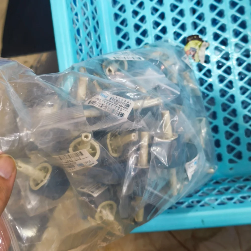 

50X Pickup Roller for HP 1160 1320 2100 2200 2300 2400 2410 2420 2430 3390 3392 M2727 P2014 P2015 1500 2500 2550 2820 2830 2840