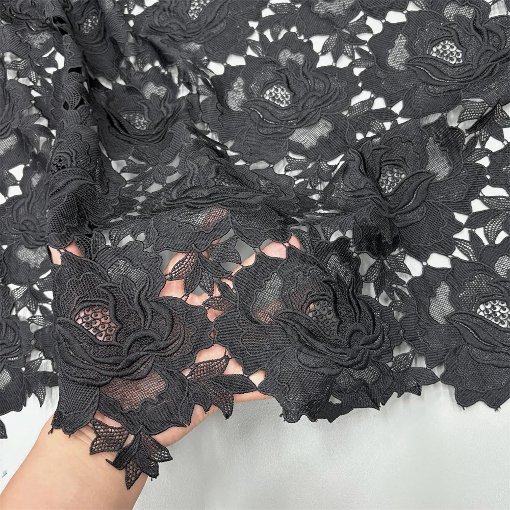 Neuer Stil 2026 Hochwertiger Spitzenstoff Wasserlösliche Bestickte Modische Weiche Weiße/Schwarze Spitze 5 Yards – Detail 8