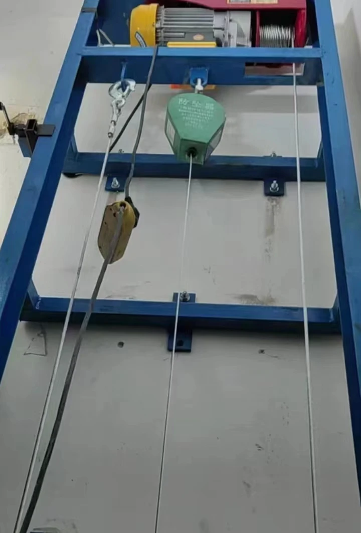 Safe Vertical Lifting Platform 220v 500kg Electric Cargo Lift