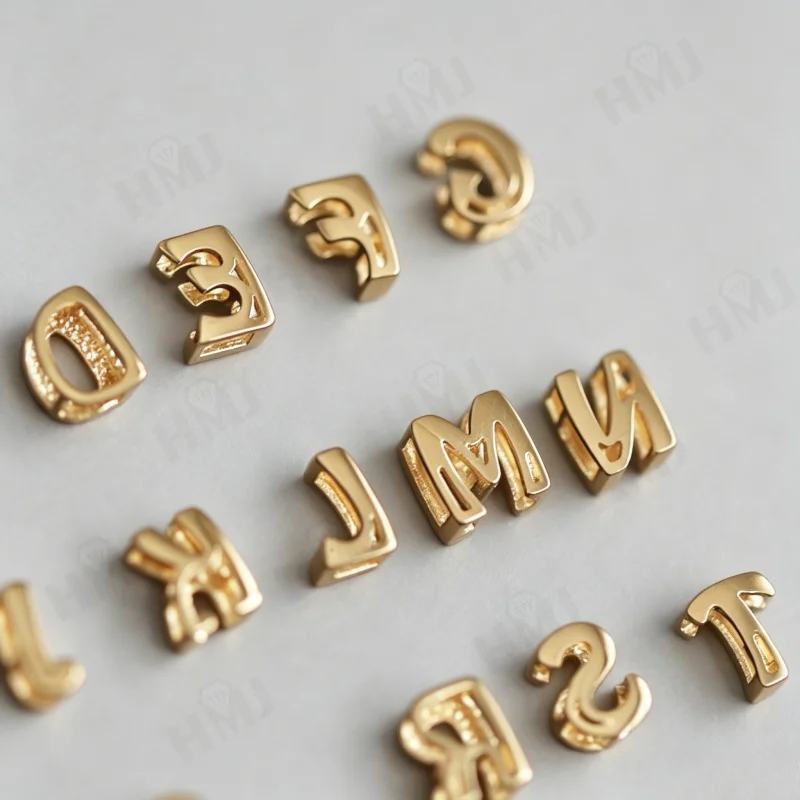Buchstaben-Halskette S925 Silber Vergoldet 18K Gold Mini Glatter Niedlicher Anhänger Schlüsselbeinkette Englischer Name DIY Zubehör Großhandel – Detail 16