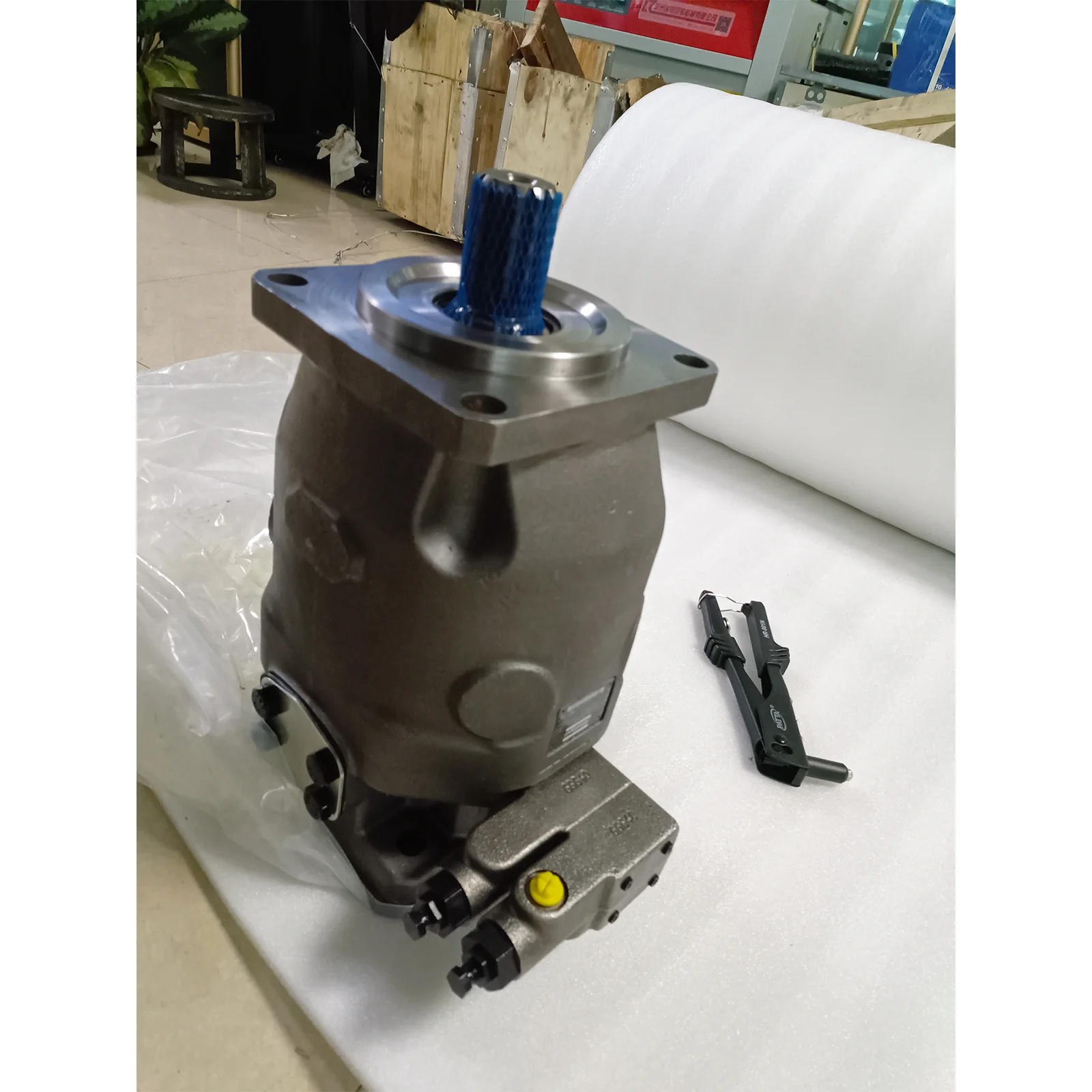 

Насос 3222337038 Гидравлический насос R902489613 может заменить поршневой насос AL A10VO140DRS/32L-VSD32U04-S2383