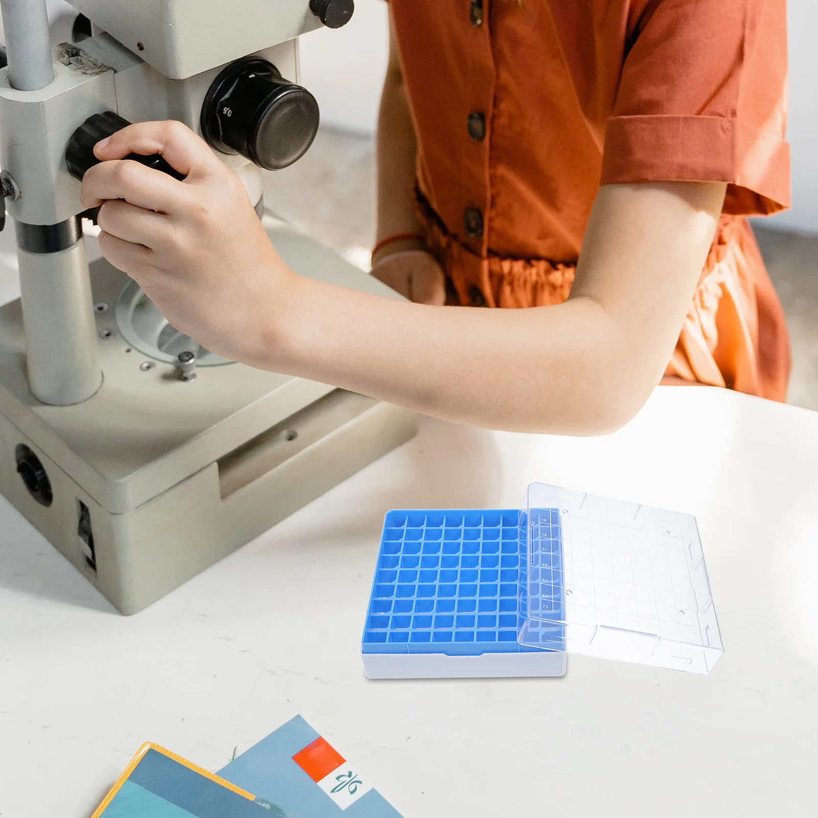 

Freezer Box Cryogenic Container 100Vials Multicompartment Storage Rack For Microcentrifuge Tubes Lab Sample Organization