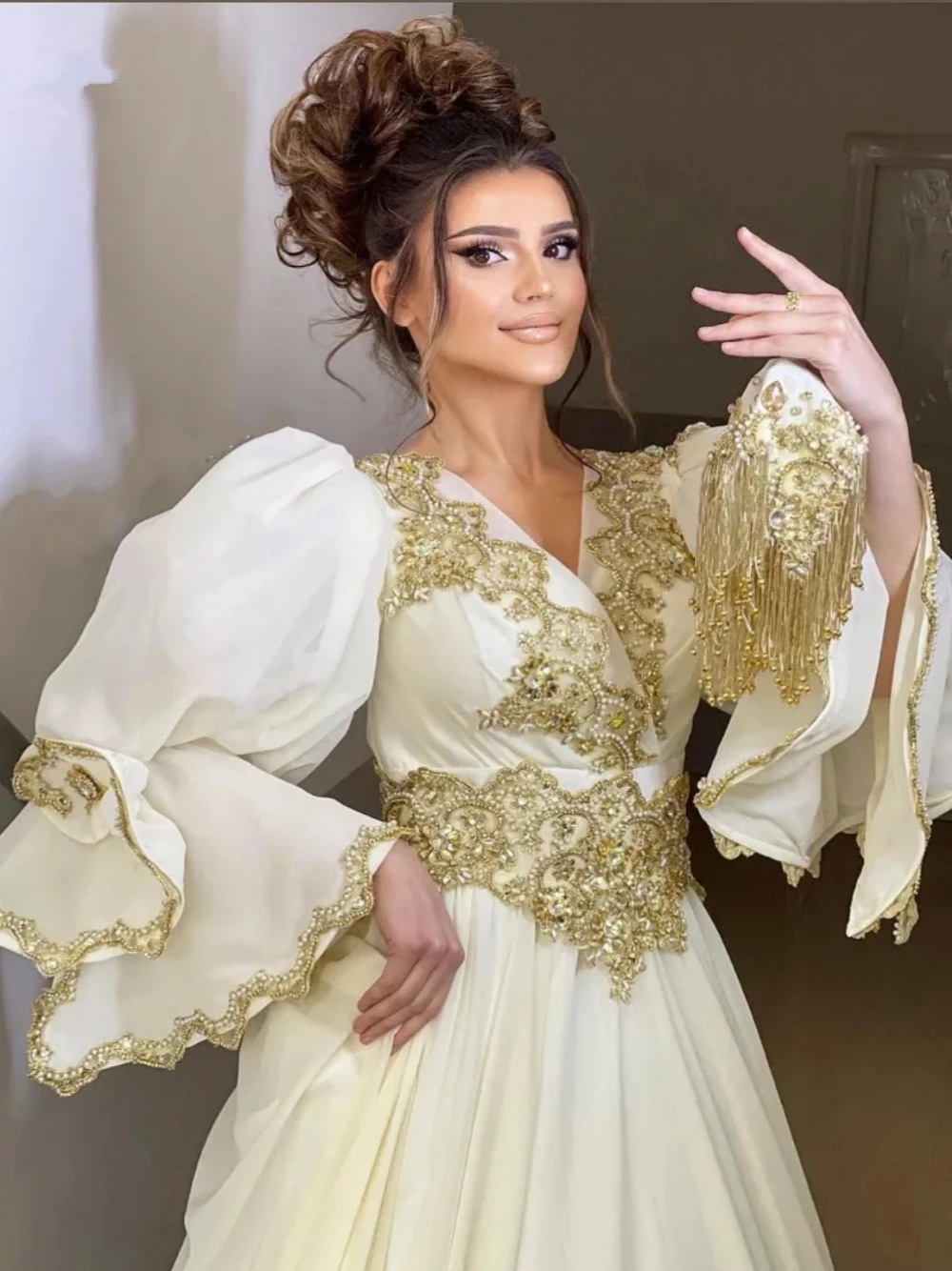 Traditional Kosovo Long Sleeve Evening Dress Chic Beaded Appliques Celebrity Prom Gown A-line Arabic Customized Robe De Marié