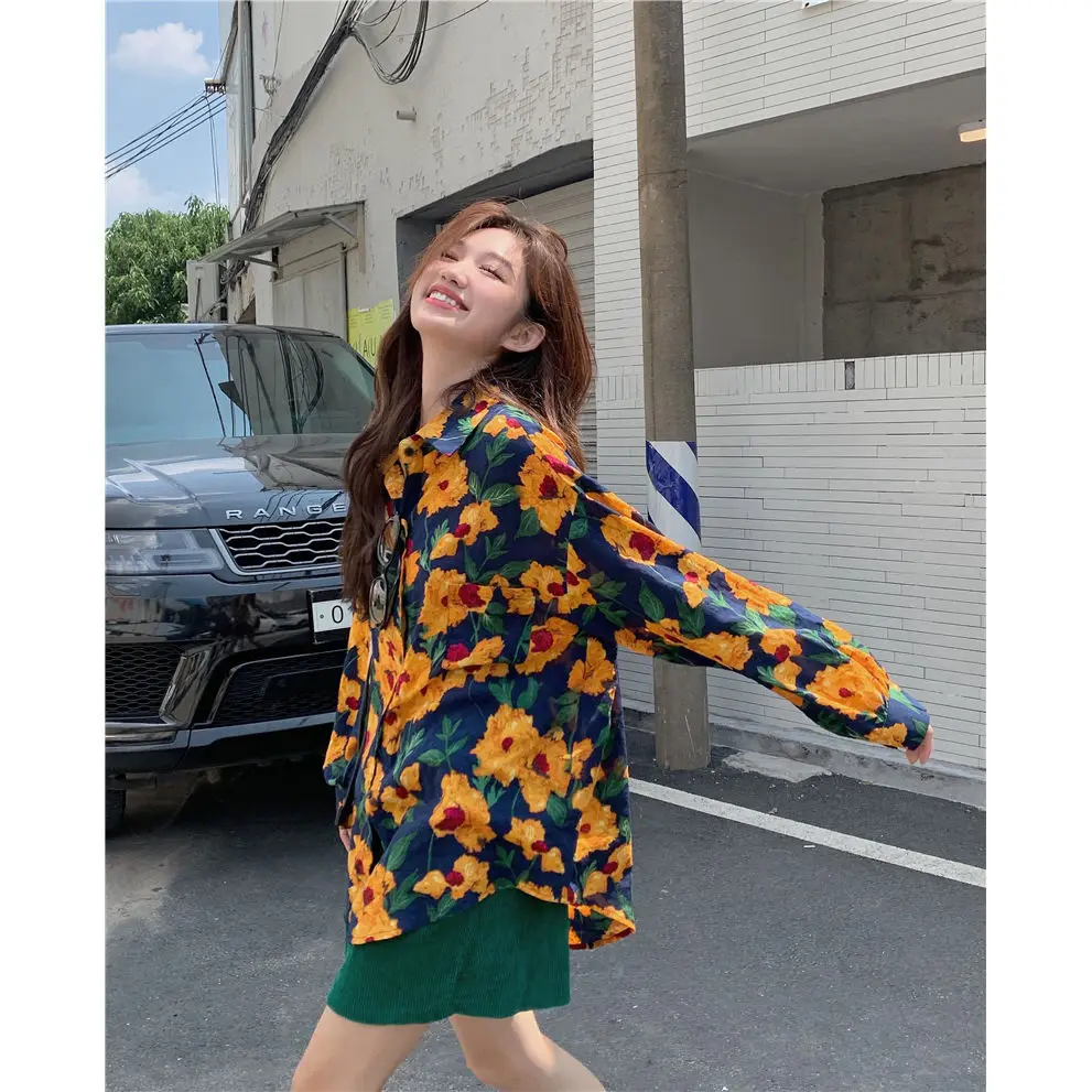 Hong Kong Style Floral Thin Long Sleeved Shirt for Women's New Style Retro Chic Loose Top Ins Trend