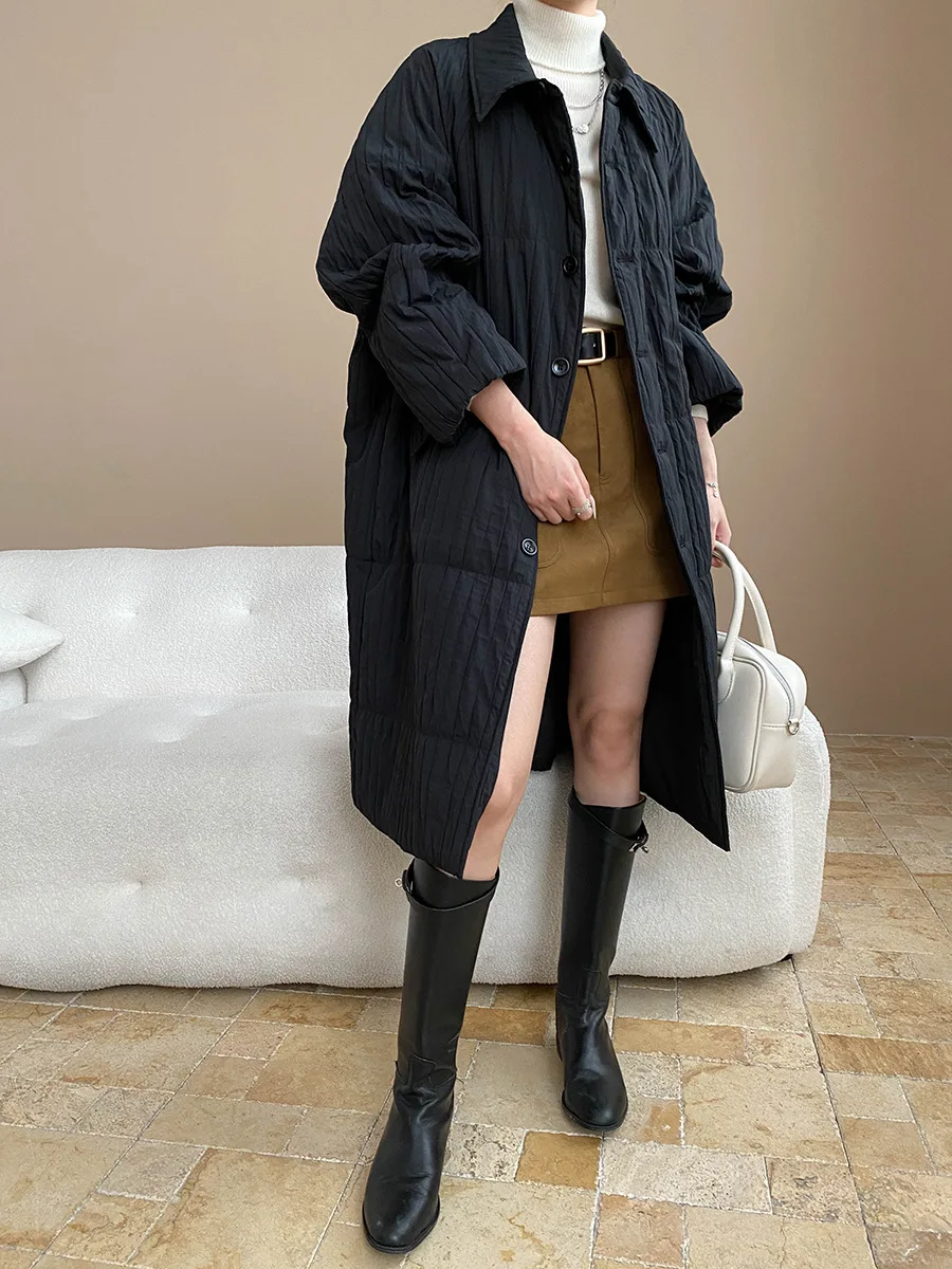 

Зимняя женская плиссированная текстура, свободный воротник, вертикальные полоски, теплая куртка с длинным швом.