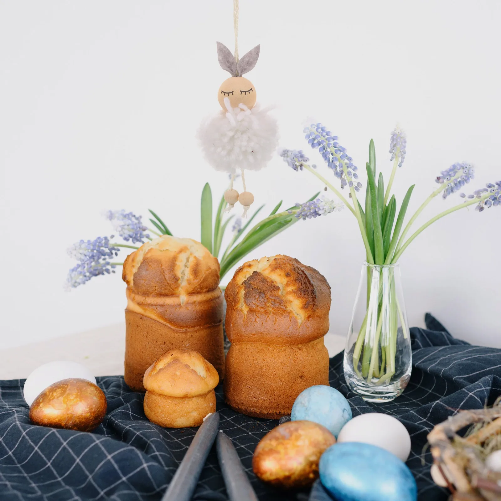 

Easter Bunny Hanging Decoration Stable Material Indoor Outdoor Festival Home Decor Easter Hanging Bunny Festival Pendant