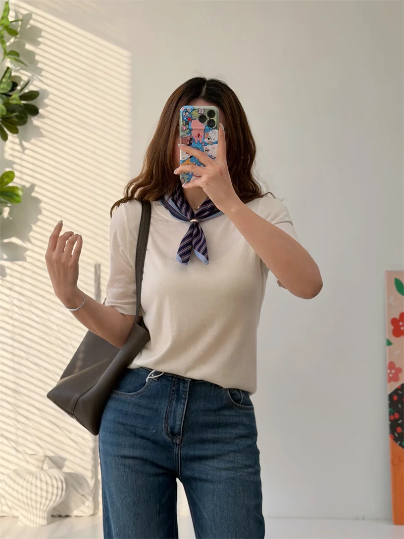 

Женский трикотажный топ Kang Senni из тонкого шелка с V-образным вырезом, эластичный, в французском стиле, стандартный крой, мягкая футболка из кашемира