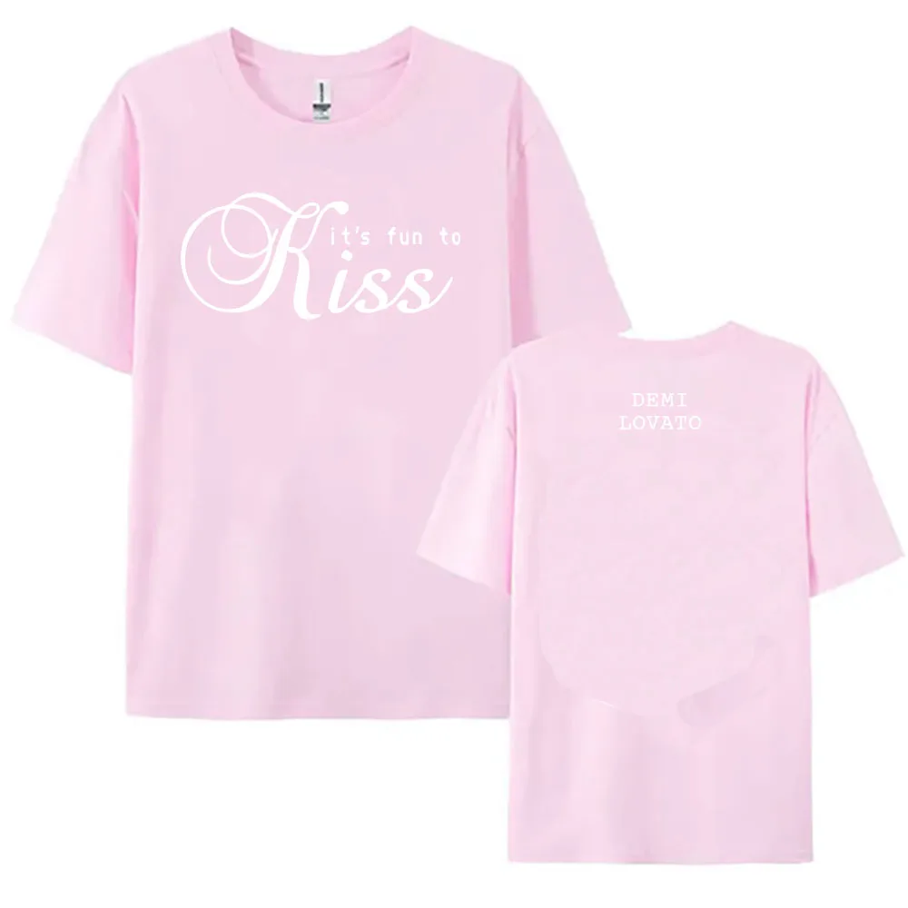 

KISS Pink T-SHIRT Singer DEMI LOVATO Print Tshirts Unisex Streetwear Cotton Short Sleeve Loose Female T Shirt Graphic Clothing