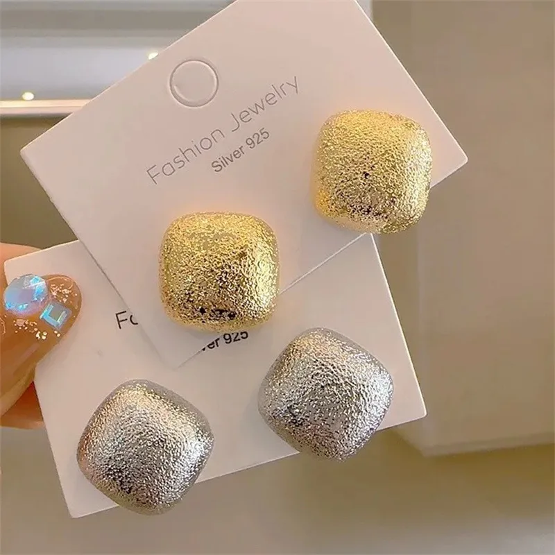 موضة هندسية ساحة وأقراط المرأة سيدة خمر ماتي تصميم غرامة المجوهرات بالجملة الفتيات حفلة عيد ميلاد أقراط هدية