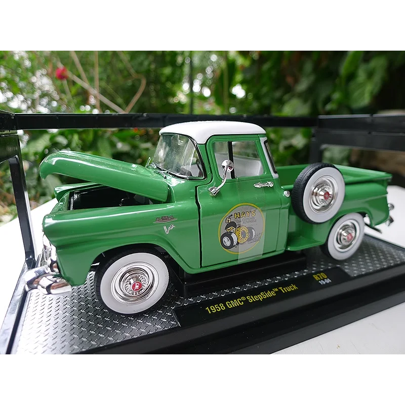 Diecast M2 Schaal 1:24 1958 GMC StepSide Truck R70 General Motors Pickup Legering Automodel Collectible Toy Gift Souvenir Display
