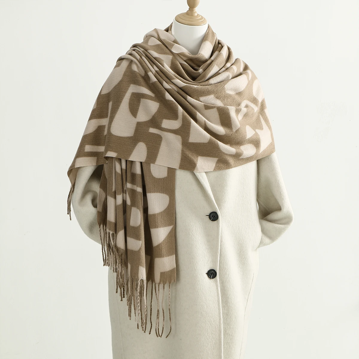 

Fashion Print Tassels Shawl Imitation Cashmere Thickened Winter Warm Scarf Windproof Foulard Pashmina Hijabs for Women