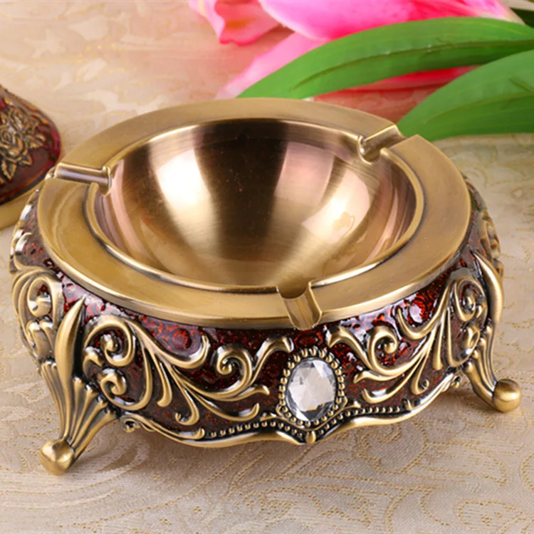 

Creative enamel color ashtray Large European retro metal ashtray inlaid with gemstones Luxury living room ashtray