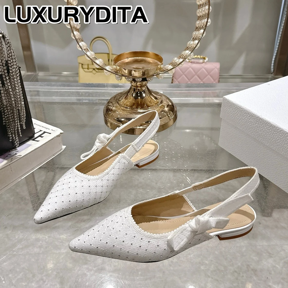 

Top Quality Luxury Womens Sandal Casual Lace Flat Fashion Embroidered Muller Shoes Designer Silk Leather Soled High Heel XYT0011